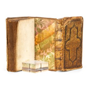 [BIBLE IN DANISH; DOS-À-DOS BINDING] Vor Herres og Frelseres Jesu Christi Nye Testamente,