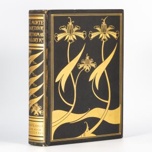 Le Morte d'Arthur. The birth life and acts of King Arthur of his noble Knights of the Round Table, their marvellous enquests and adventures, the achieving of the San Greal, and in the end le morte Darthur with the dolourous death and departing out of this world of them all.